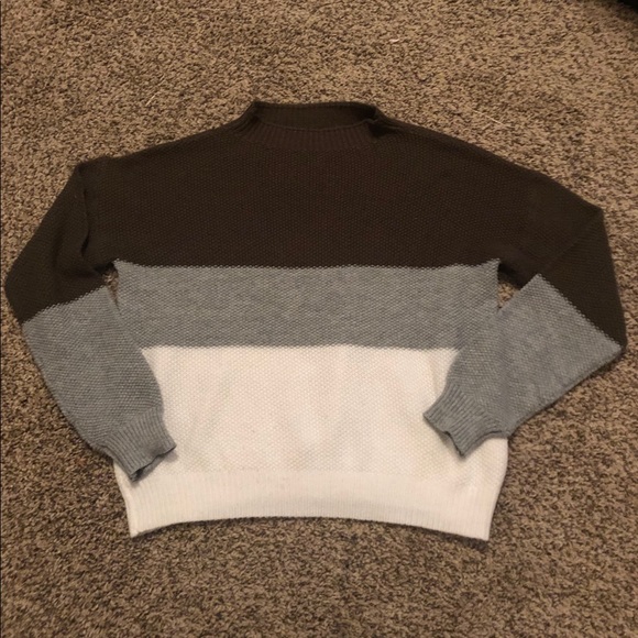 Color Block Sweater Small - Picture 4 of 4